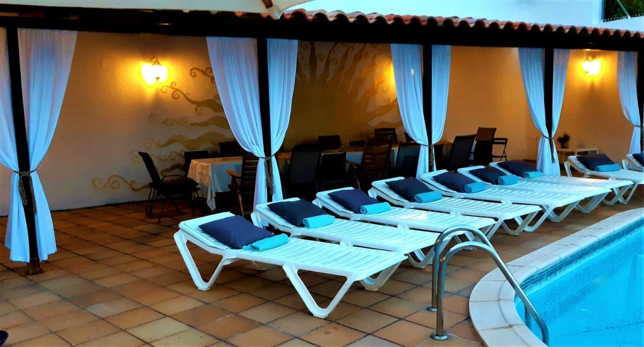 Ashram Villa Sunshine Sitges Exteriér fotografie