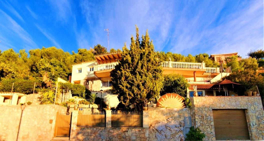 Ashram Villa Sunshine Sitges Exteriér fotografie