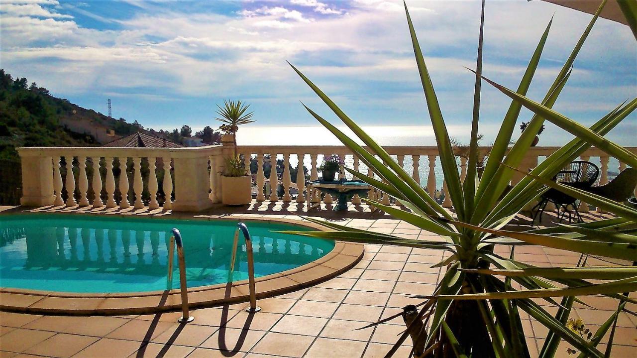 Ashram Villa Sunshine Sitges Exteriér fotografie
