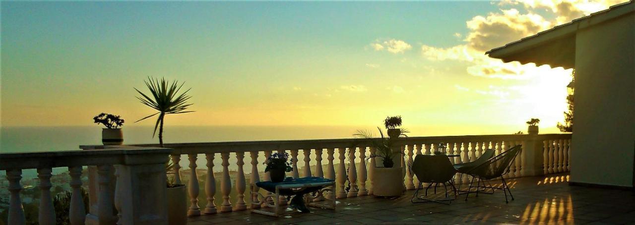 Ashram Villa Sunshine Sitges Exteriér fotografie